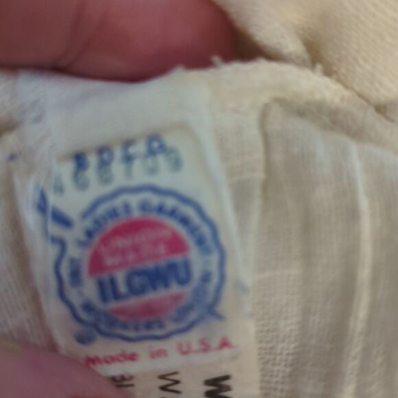 Vintage 70s union made cream top - Picture 4 of 8
